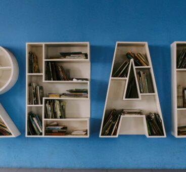 Bookshelves in the shape of the word READ
